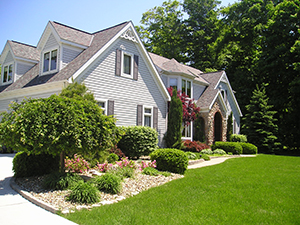 Landscapers and Lawncare Services in Chesterfield, MO